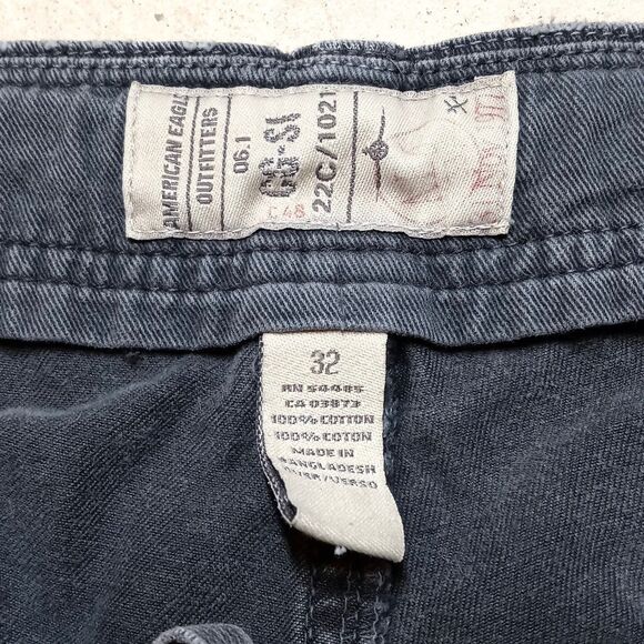 Vintage Y2K American Eagle Cargo Shorts Mens Size 32 Black Distressed - Picture 5 of 8